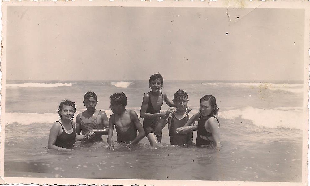 My father (standing center) with his siblings in Tampico circa 1929.